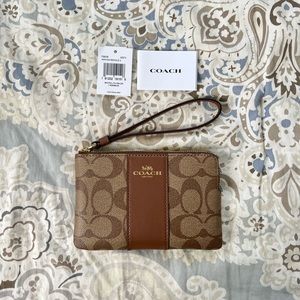 $25 coach wristlet